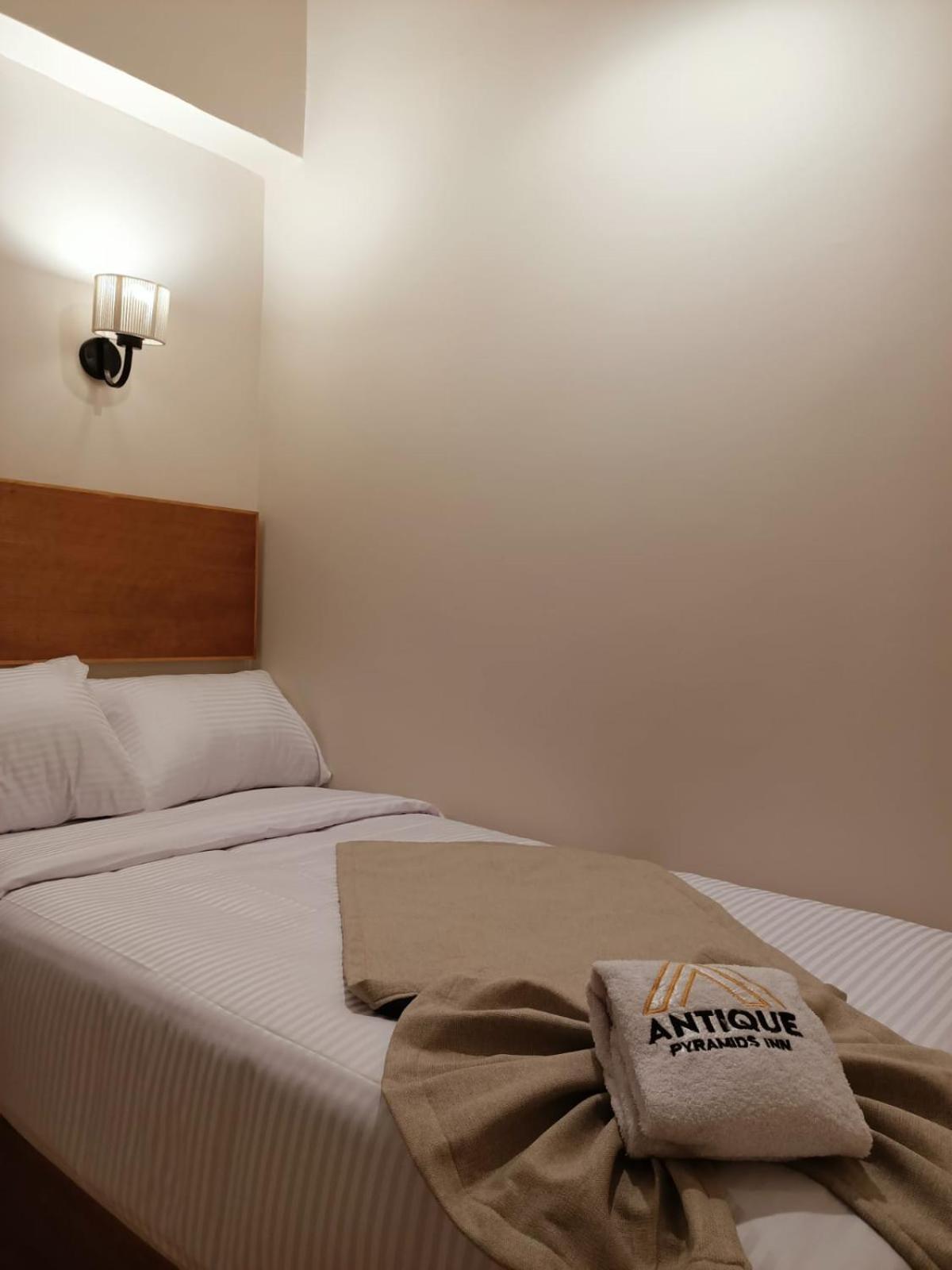 Antique Pyramids Inn Giza Exterior photo